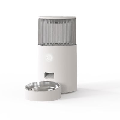 Wifi猫の乾燥した食糧ディスペンサーのAppのリモート・コントロール時限ドッグ フード ディスペンサー
